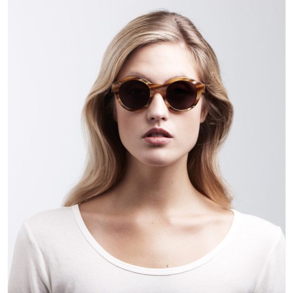 Triwa Grace Sunglasses | Pearl Online Hot Sale - Image 3